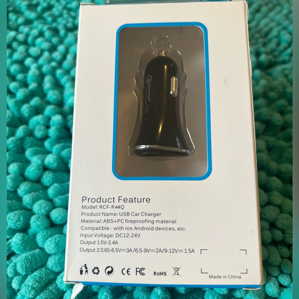 Dual USB car charger